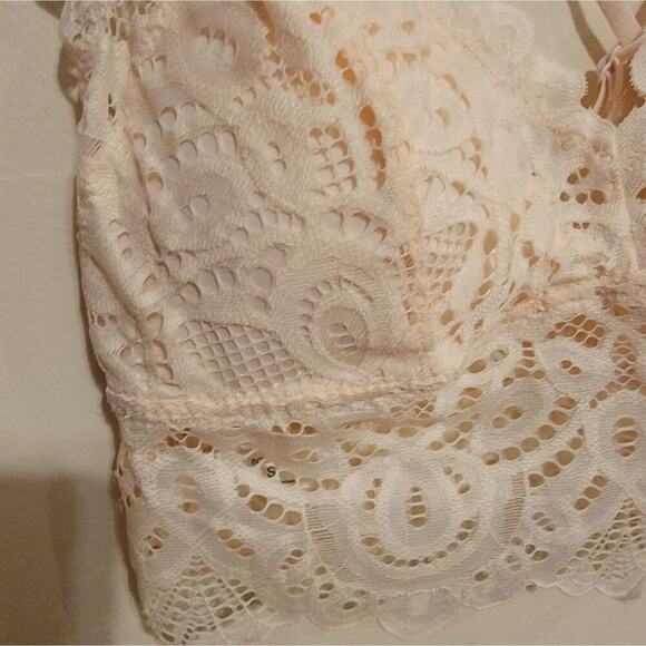 Juniors Small So Lace Bralette - Picture 8 of 9